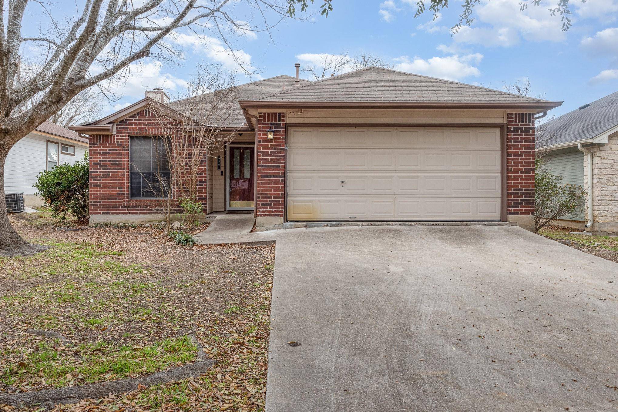 1904 Holly Springs DR, Taylor, TX 76574