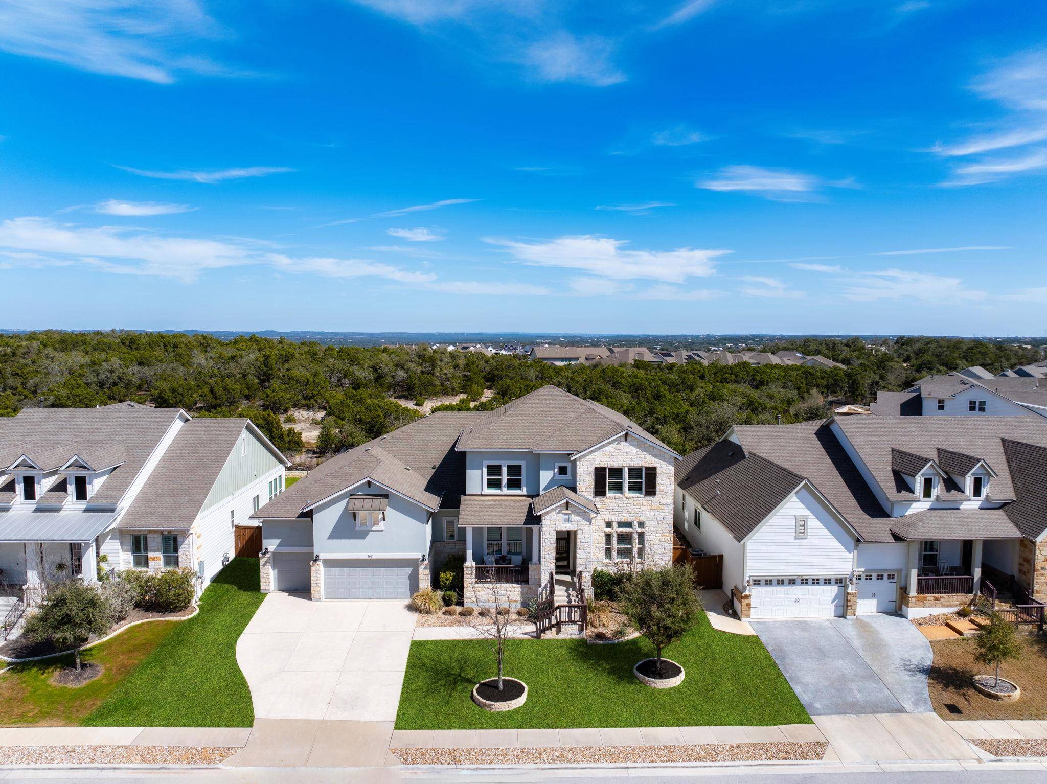 142 Dayridge DR, Dripping Springs, TX 78620