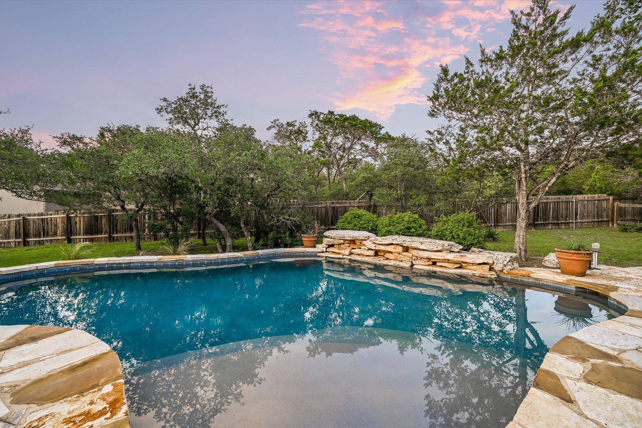 521 Cottonwood Creek RD, Dripping Springs, TX 78620