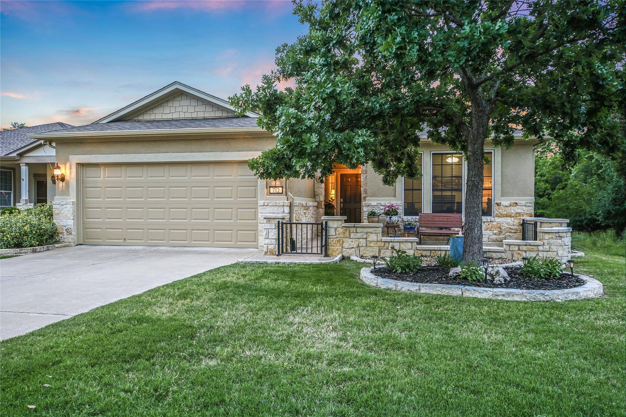 712 Independence Creek LN, Georgetown, TX 78633