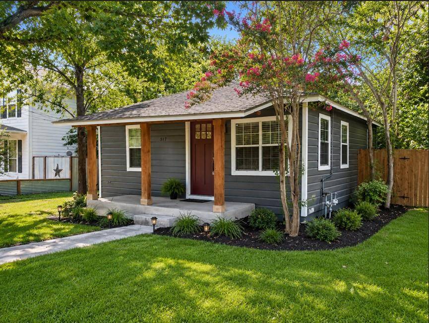 517 W Martin Luther King DR, San Marcos, TX 78666