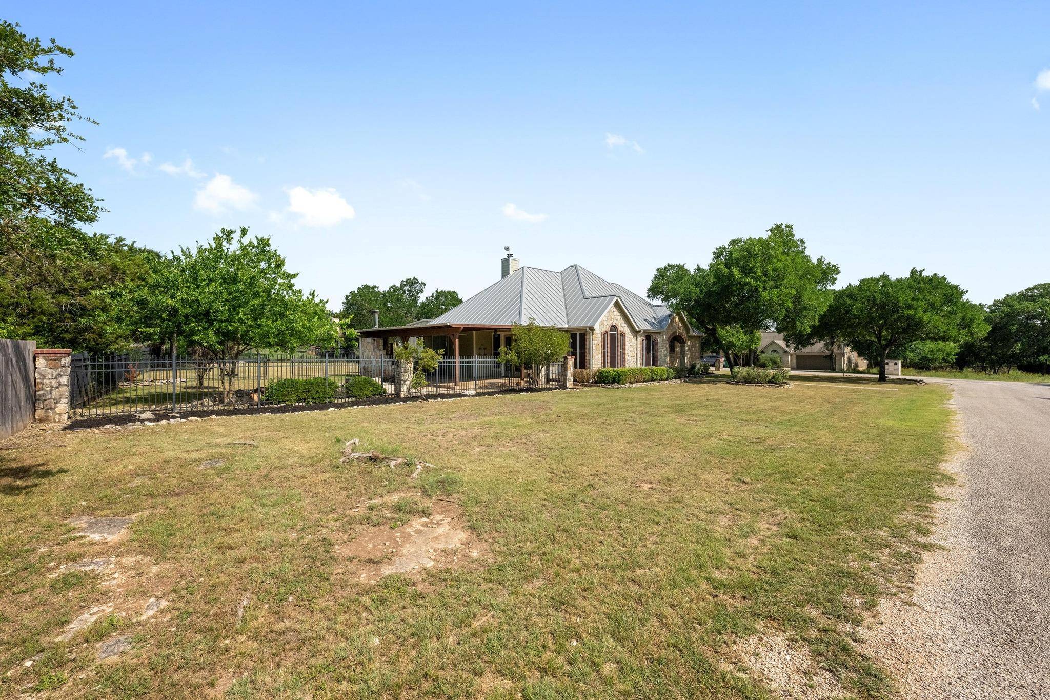 246 Whispering Valley DR, Wimberley, TX 78676