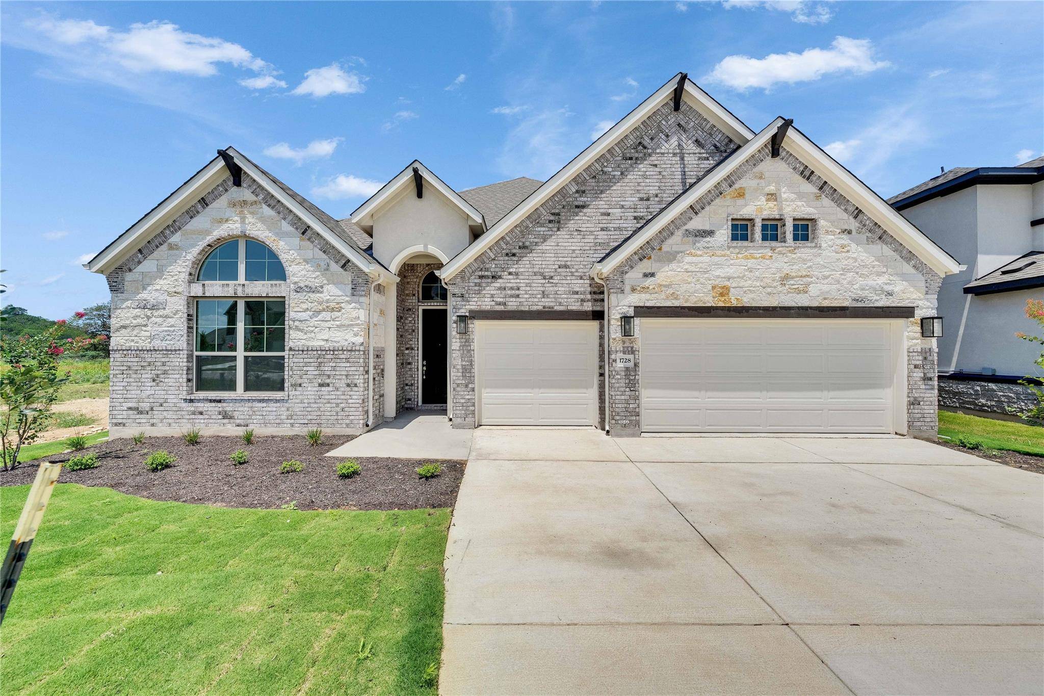 1728 Scenic Heights LN, Georgetown, TX 78628