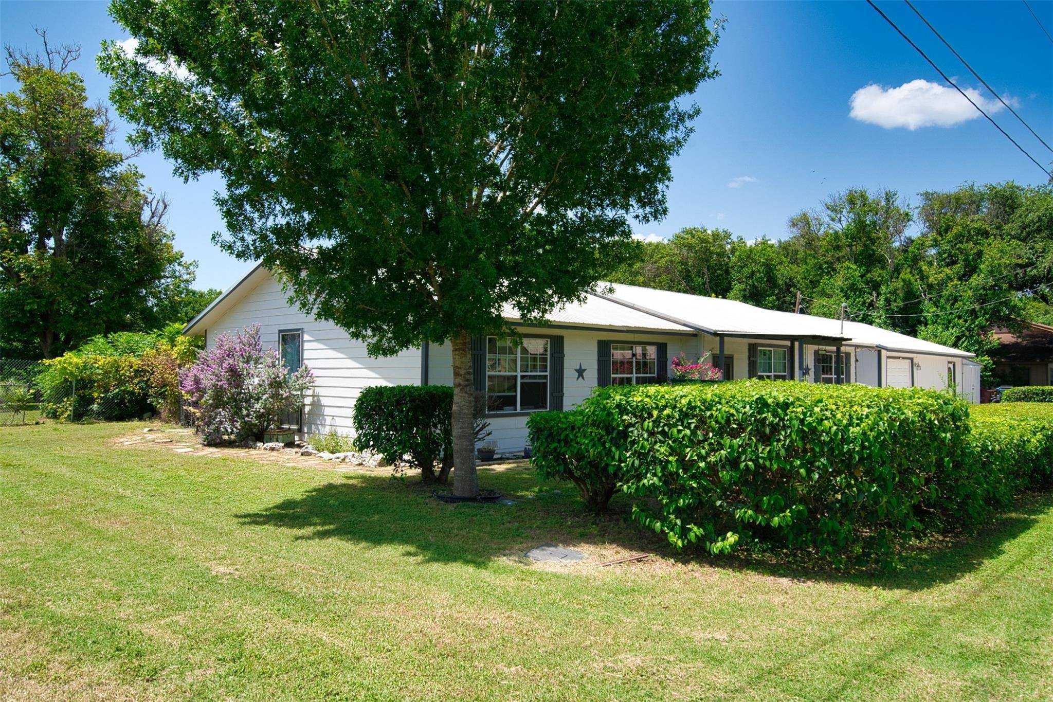 1201 Military DR, San Marcos, TX 78666