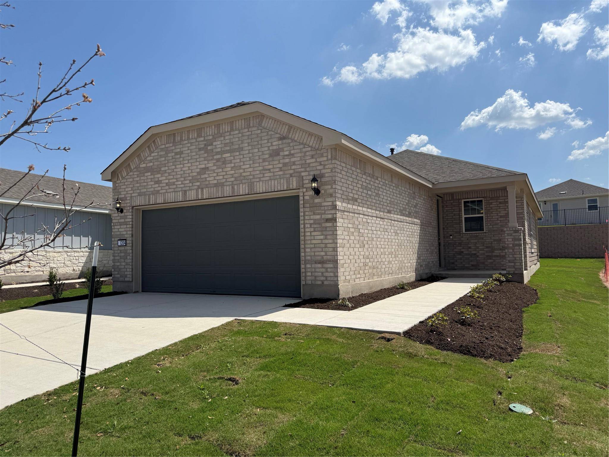 1204 Winedale LN, Georgetown, TX 78633