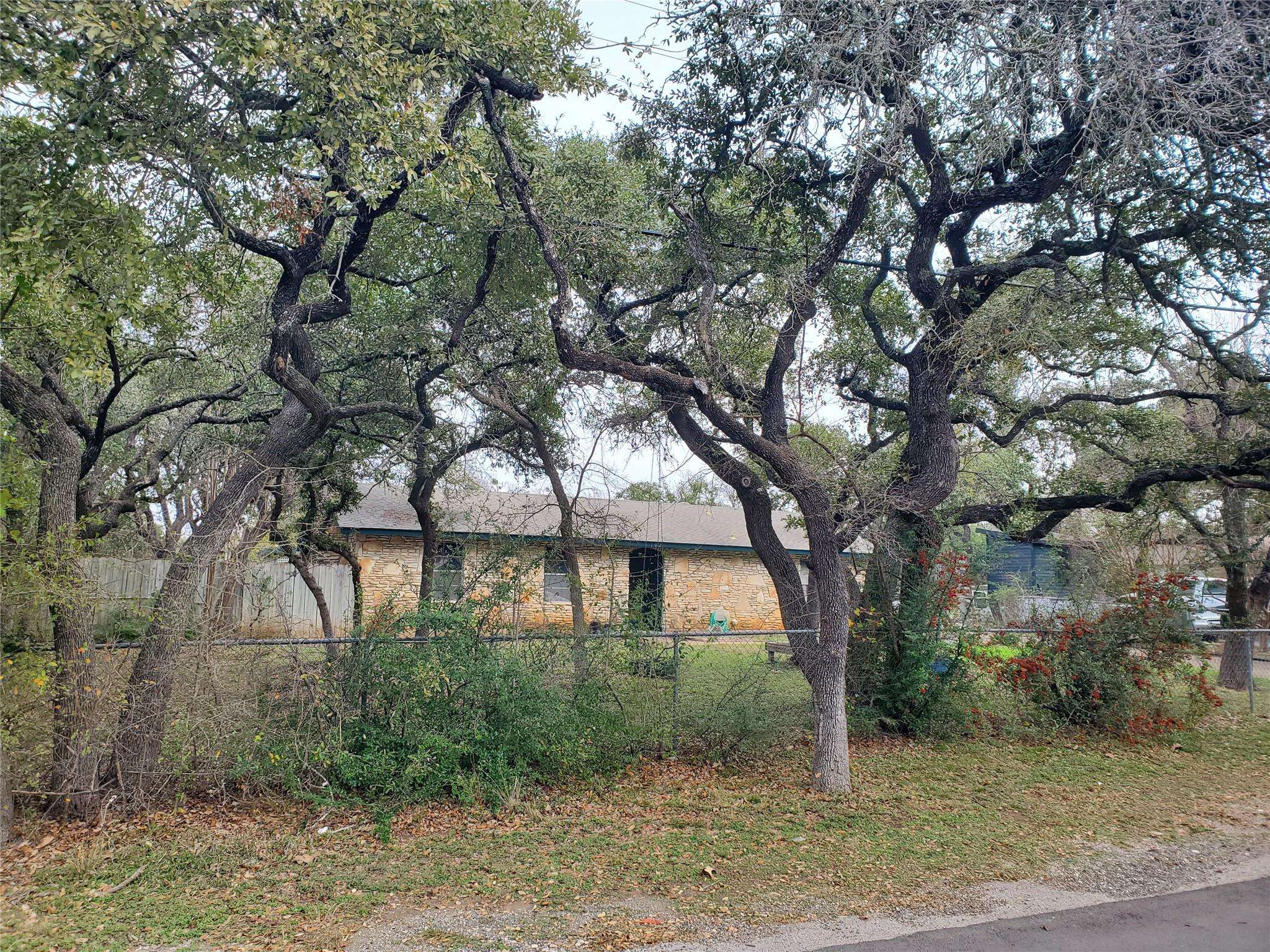 102 S Mustang Ave, Cedar Park, TX 78613