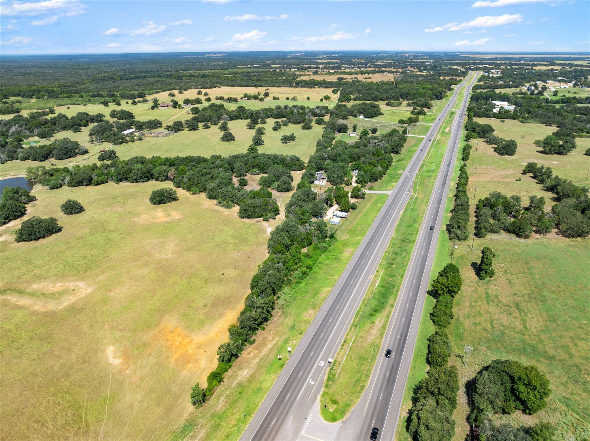 2057 US-290 HWY E #1, Mcdade, TX 78650