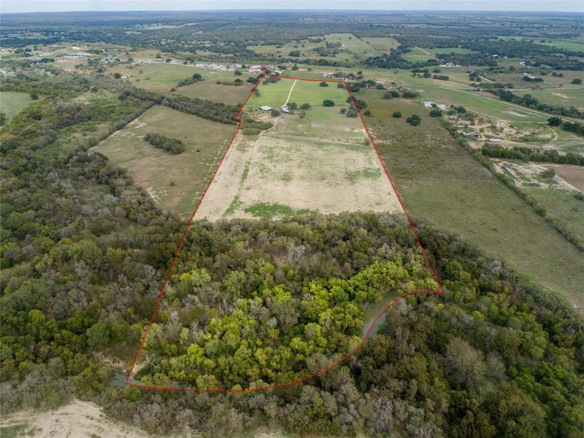 2533 N Bus Loop 181, Floresville, TX 78114