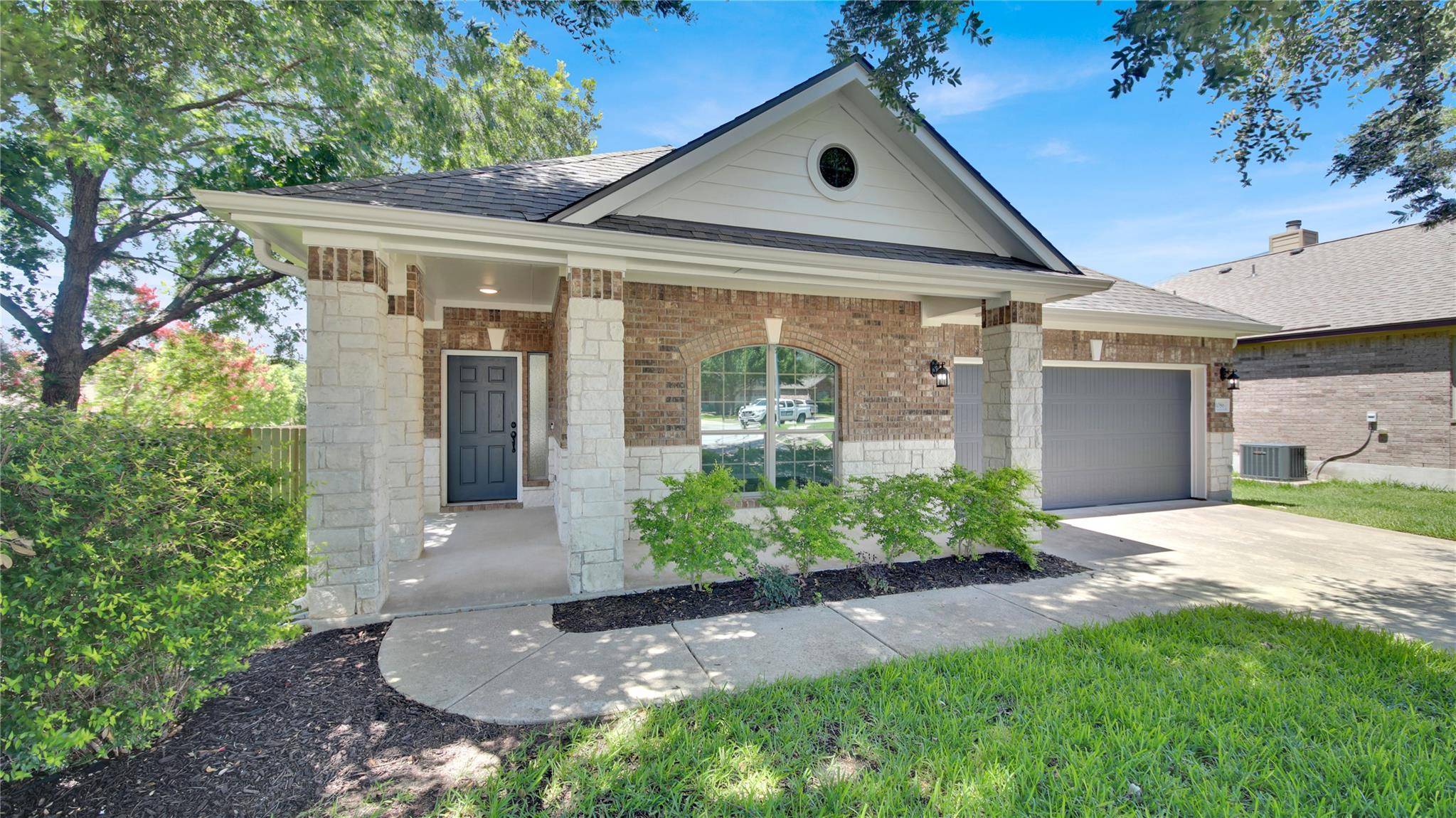 1086 Sussex WAY, Round Rock, TX 78665