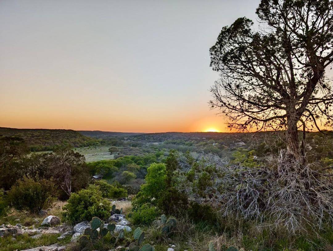 200 River Bend RD W, Hunt, TX 78024