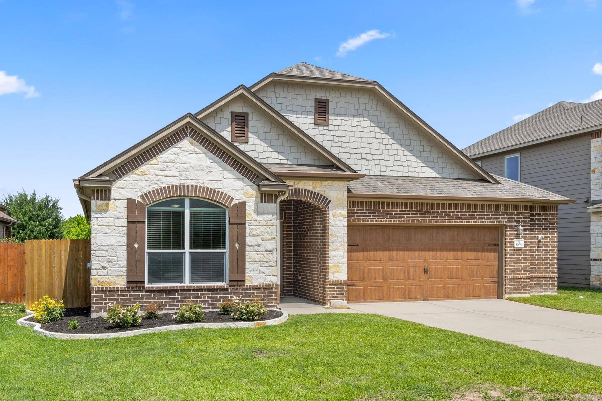 1090 Patton PATH, Kyle, TX 78640