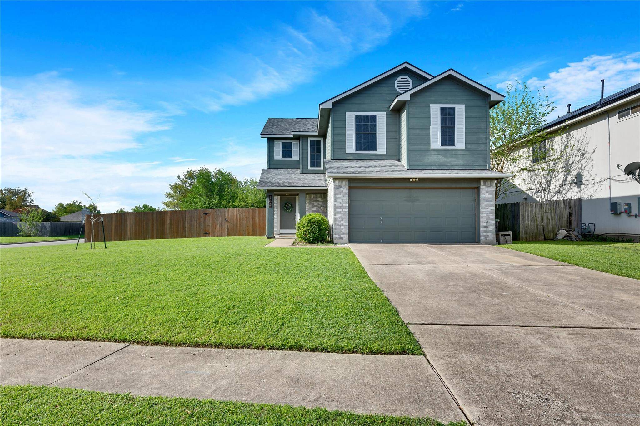 104 N Orchard WAY, Hutto, TX 78634