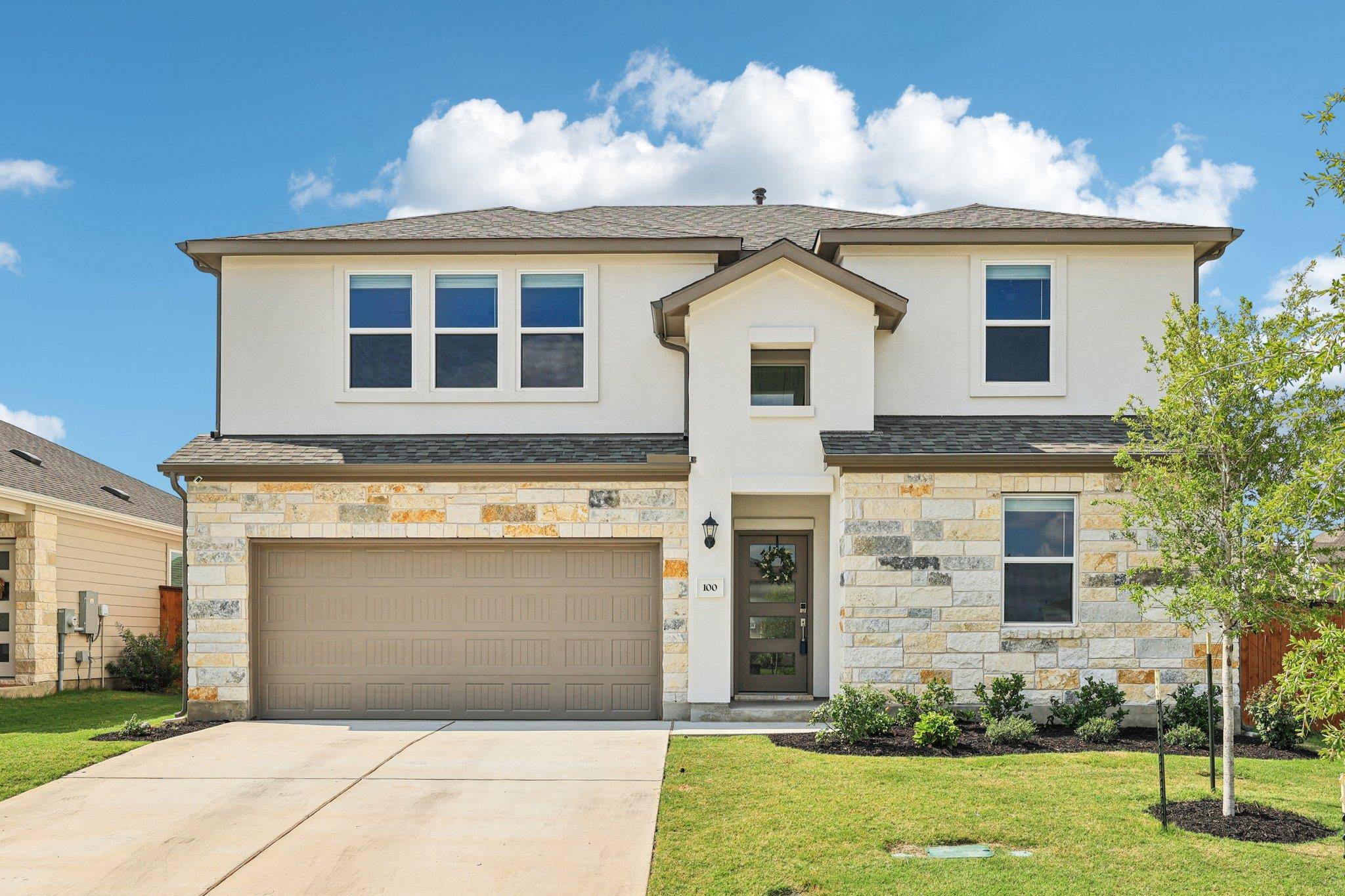 100 Lansing RD, Hutto, TX 78634