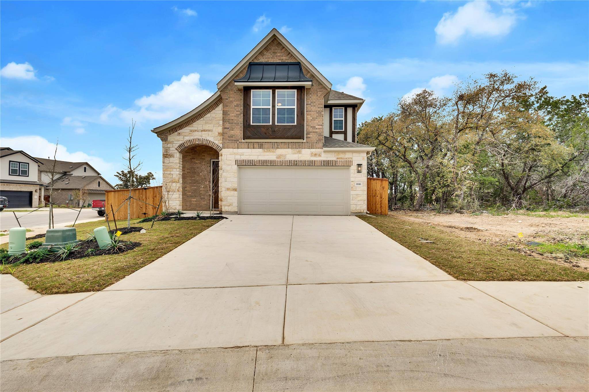 1816 Garrett Oaks LN, Georgetown, TX 78633