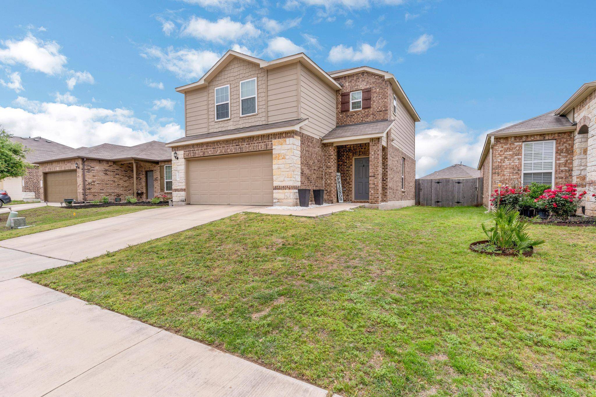 211 Palm DR, Buda, TX 78610