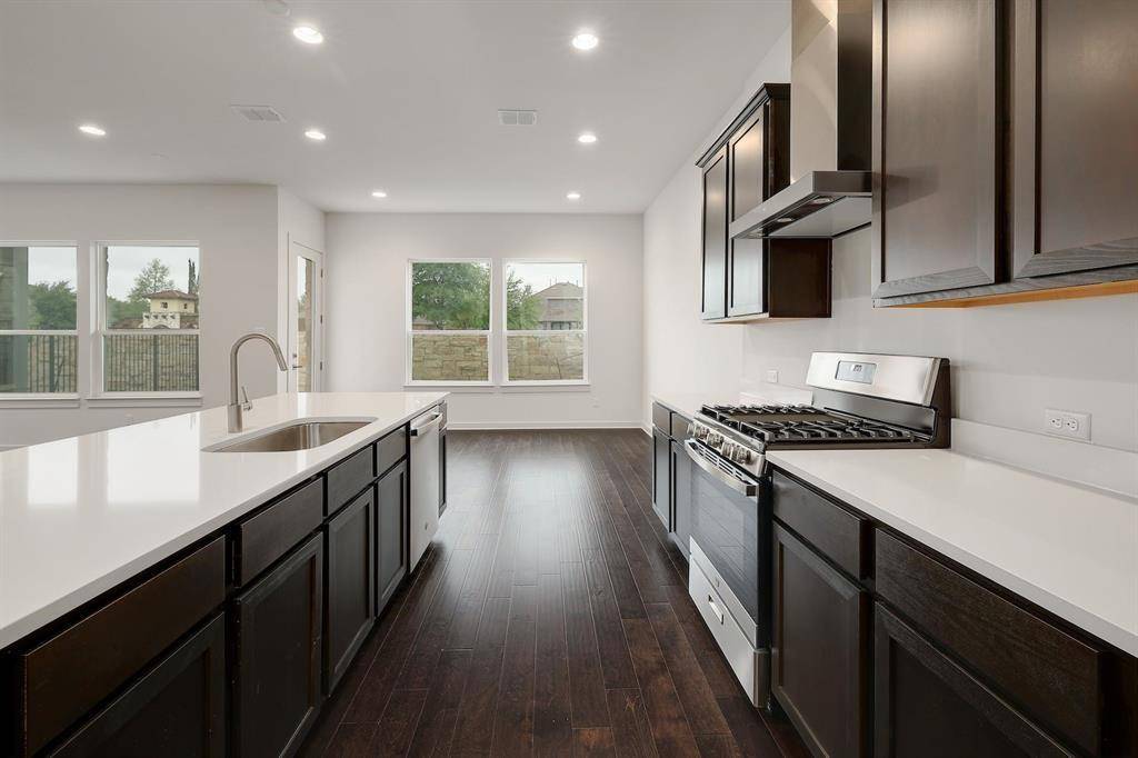 1531 N Red Bud LN #61, Round Rock, TX 78664