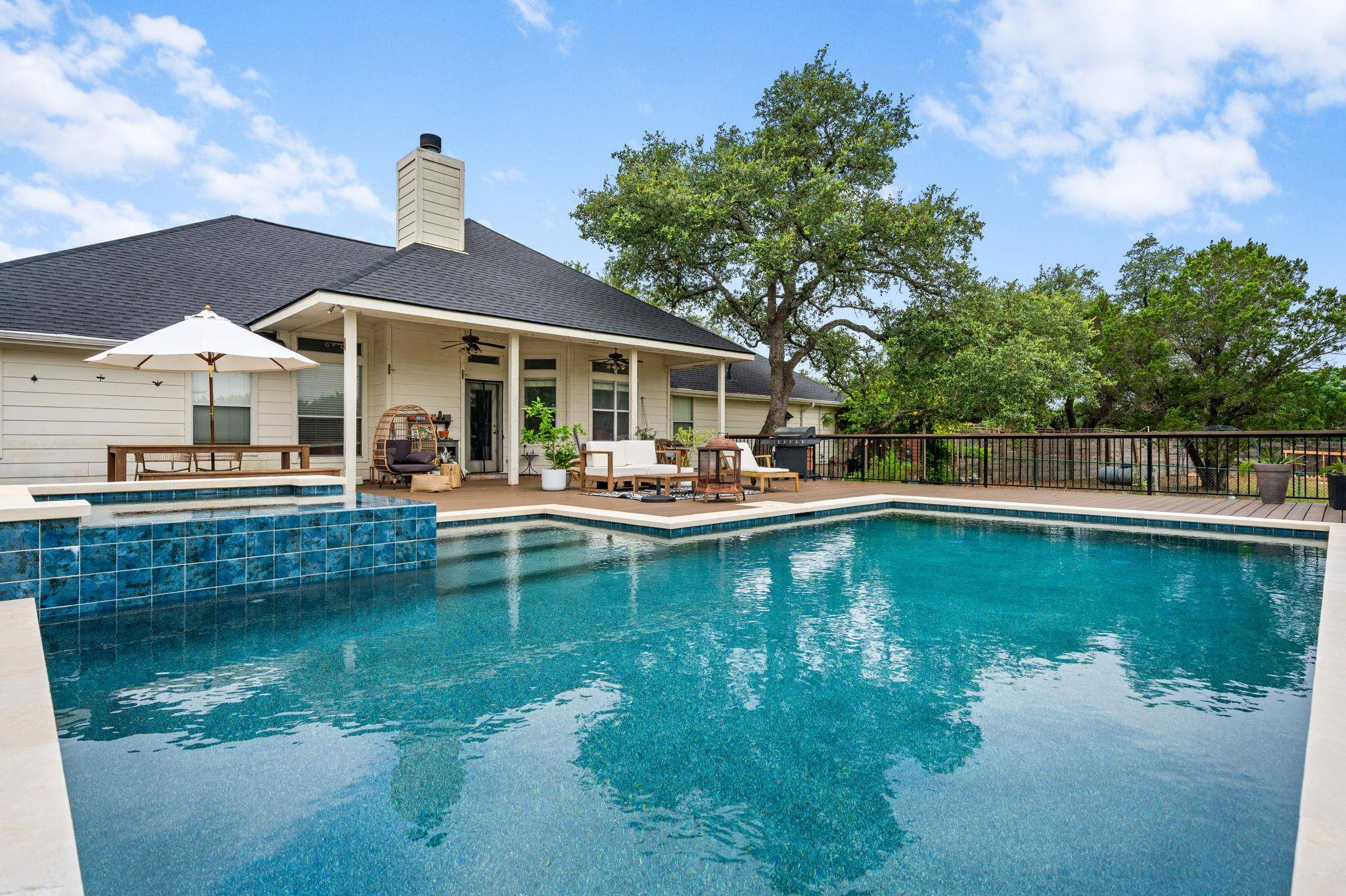 216 Cherokee TRL, Georgetown, TX 78633