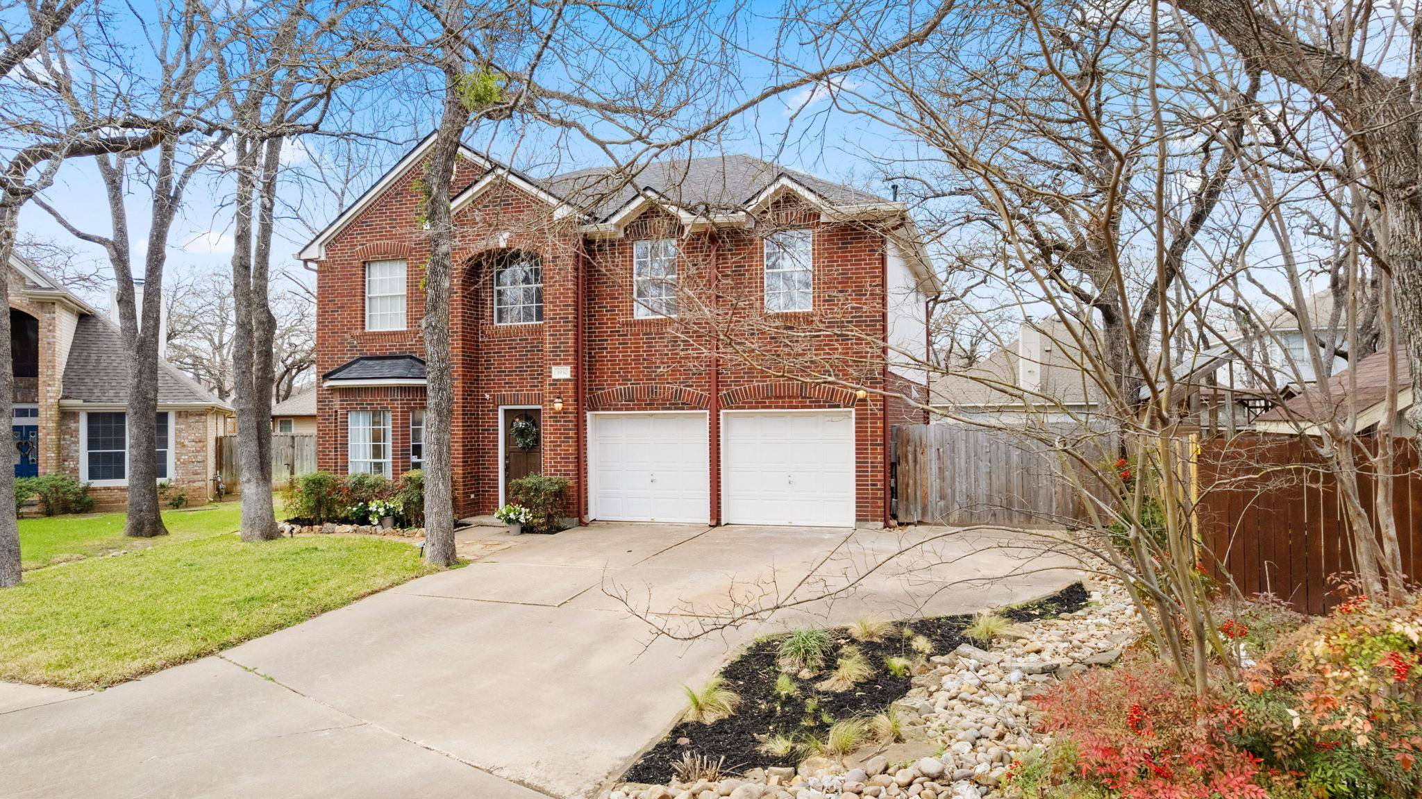 3930 Shaker LN, Round Rock, TX 78681