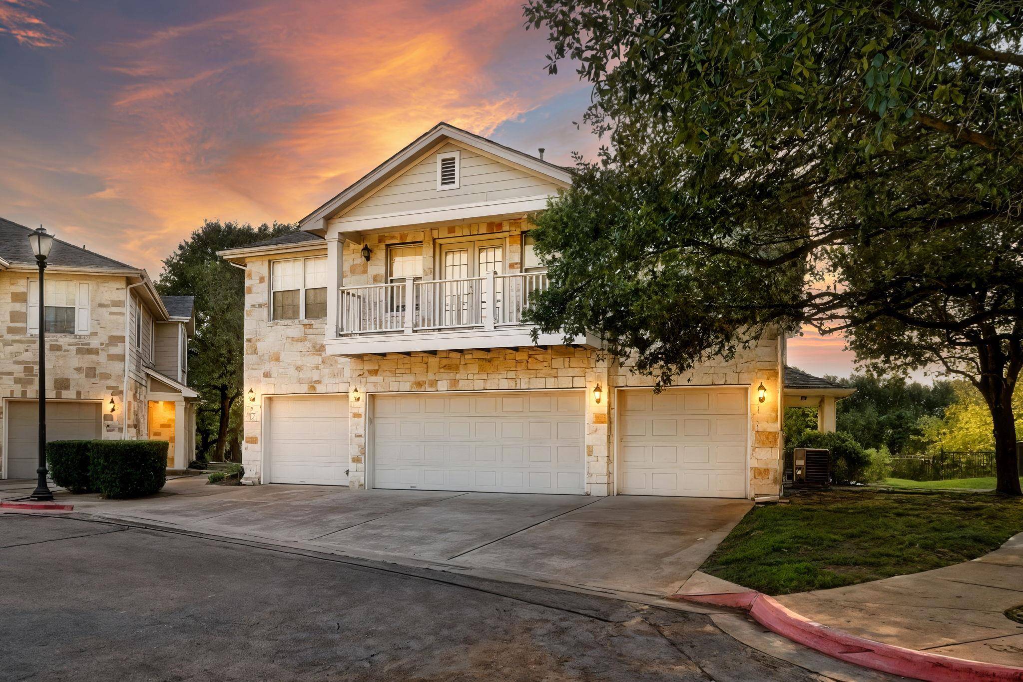 1900 Scofield Ridge PKWY #203, Austin, TX 78727