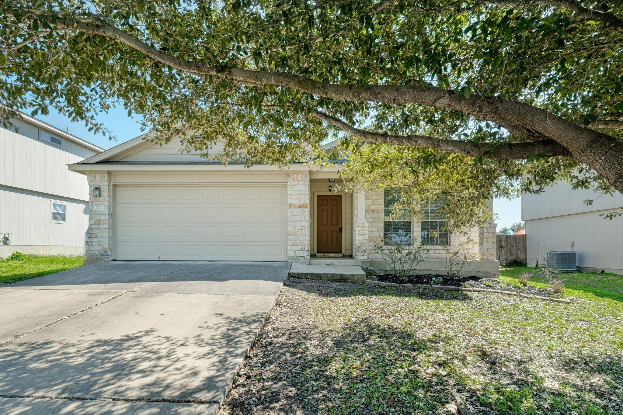222 Picadilly DR, Kyle, TX 78640