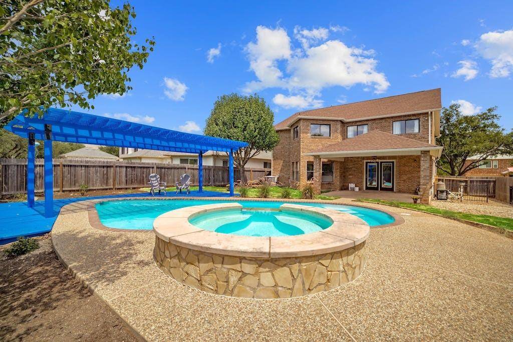 215 Covala DR, Cedar Park, TX 78613