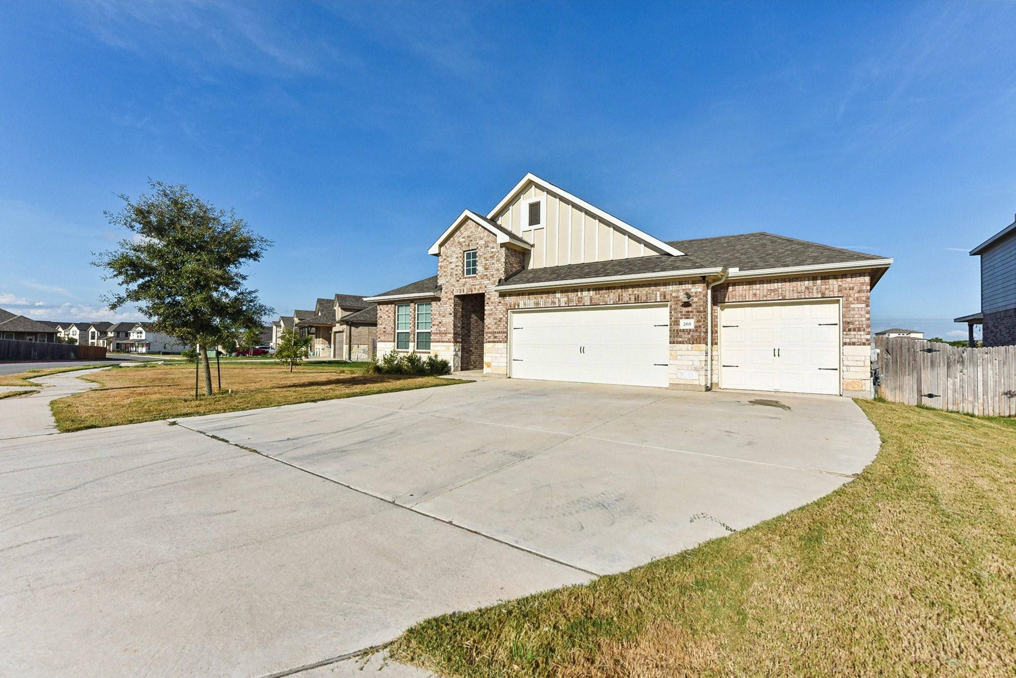265 Beach Mountain RD, Dripping Springs, TX 78620