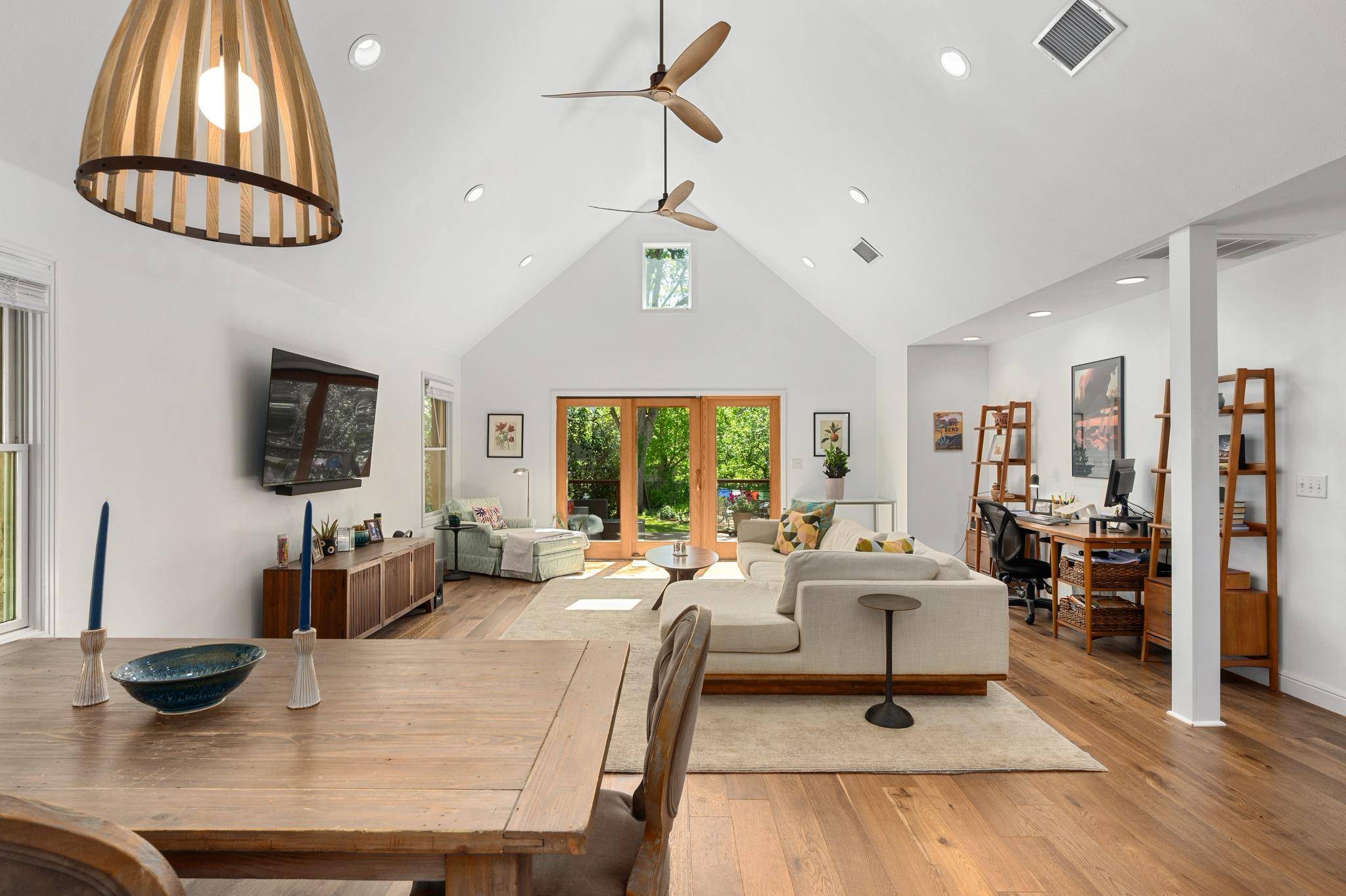 6103 Bull Creek RD, Austin, TX 78757
