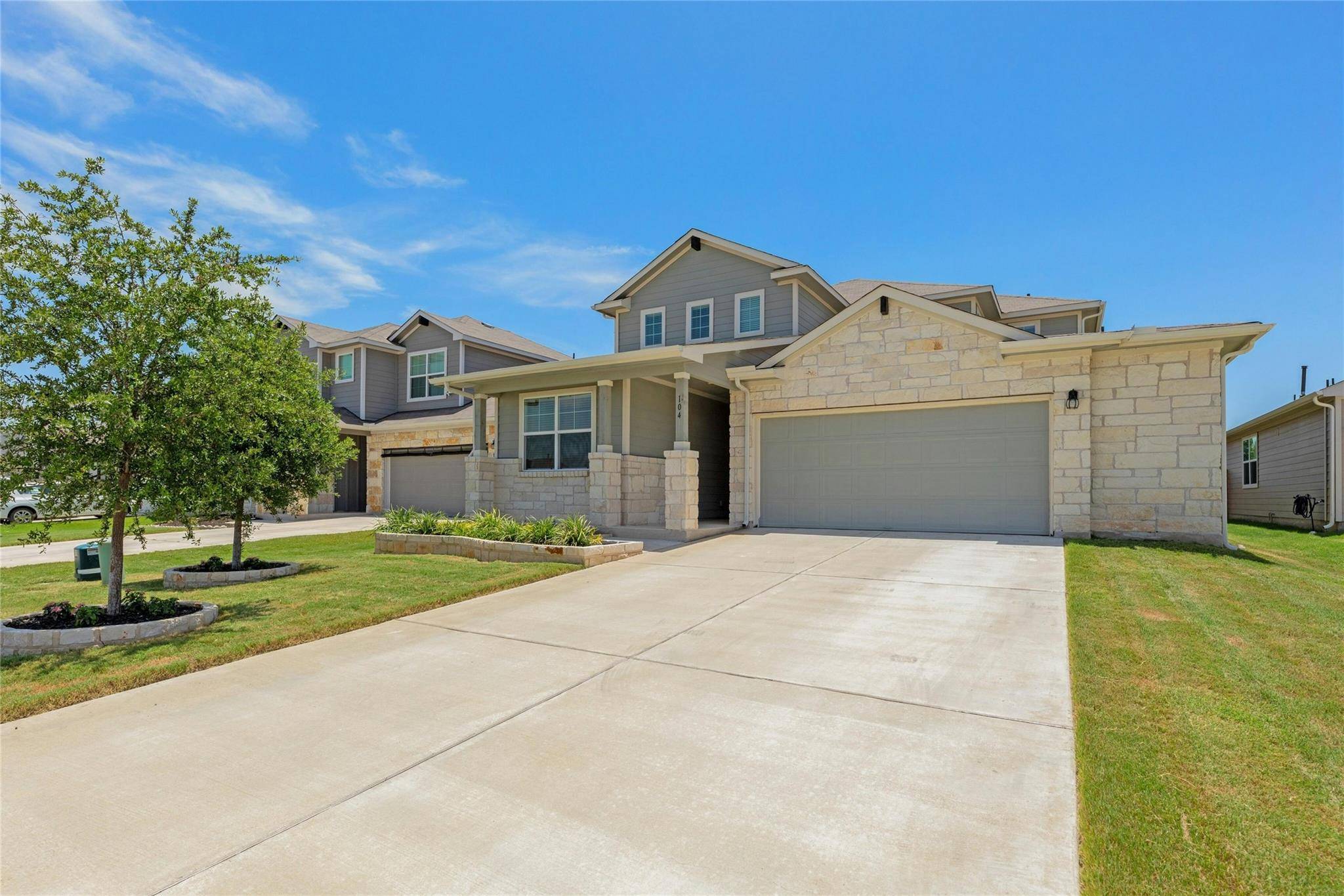104 Big Sandy Creek DR, Hutto, TX 78634
