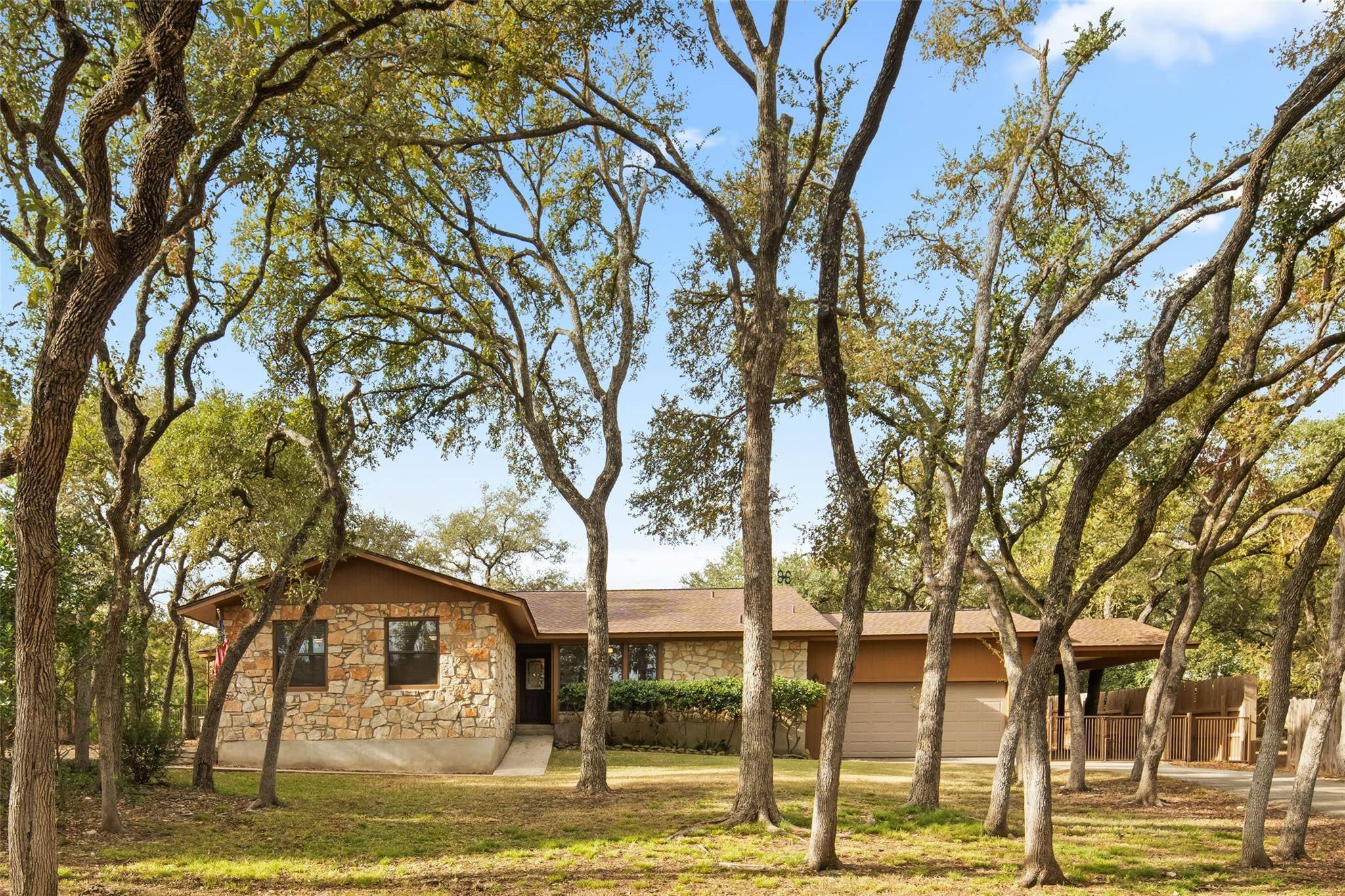 405 Suttles Ave, San Marcos, TX 78666