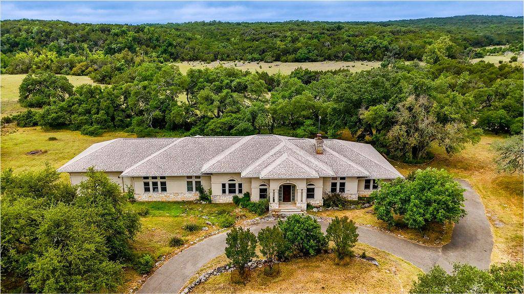 1441/1443 Gatlin Creek RD, Dripping Springs, TX 78620