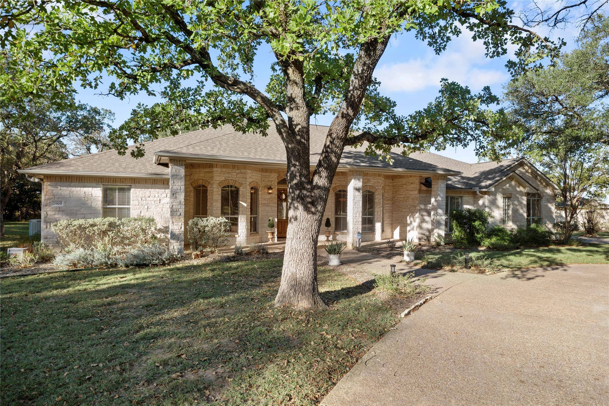2905 Post River RD, Cedar Park, TX 78613