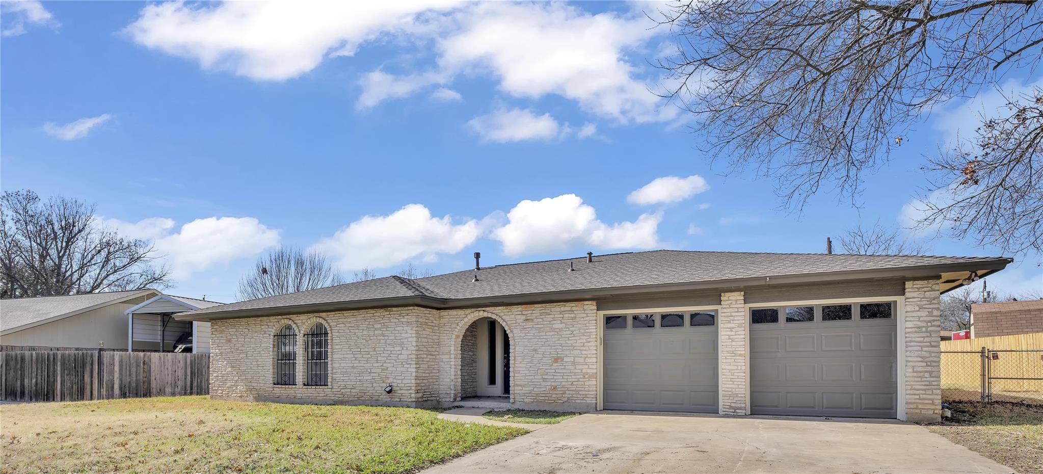 514 Sara DR, Round Rock, TX 78664
