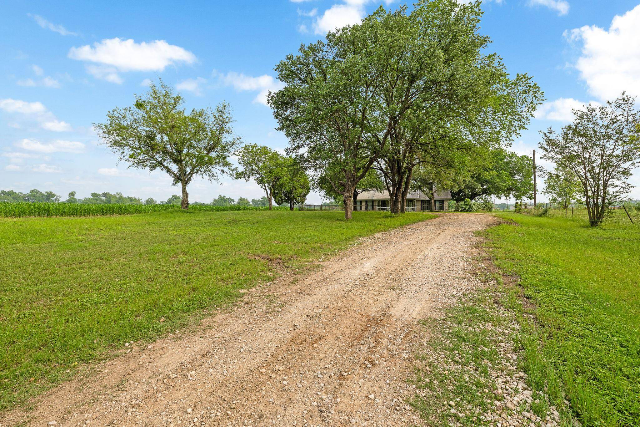 4265 County Road 123, Round Rock, TX 78664