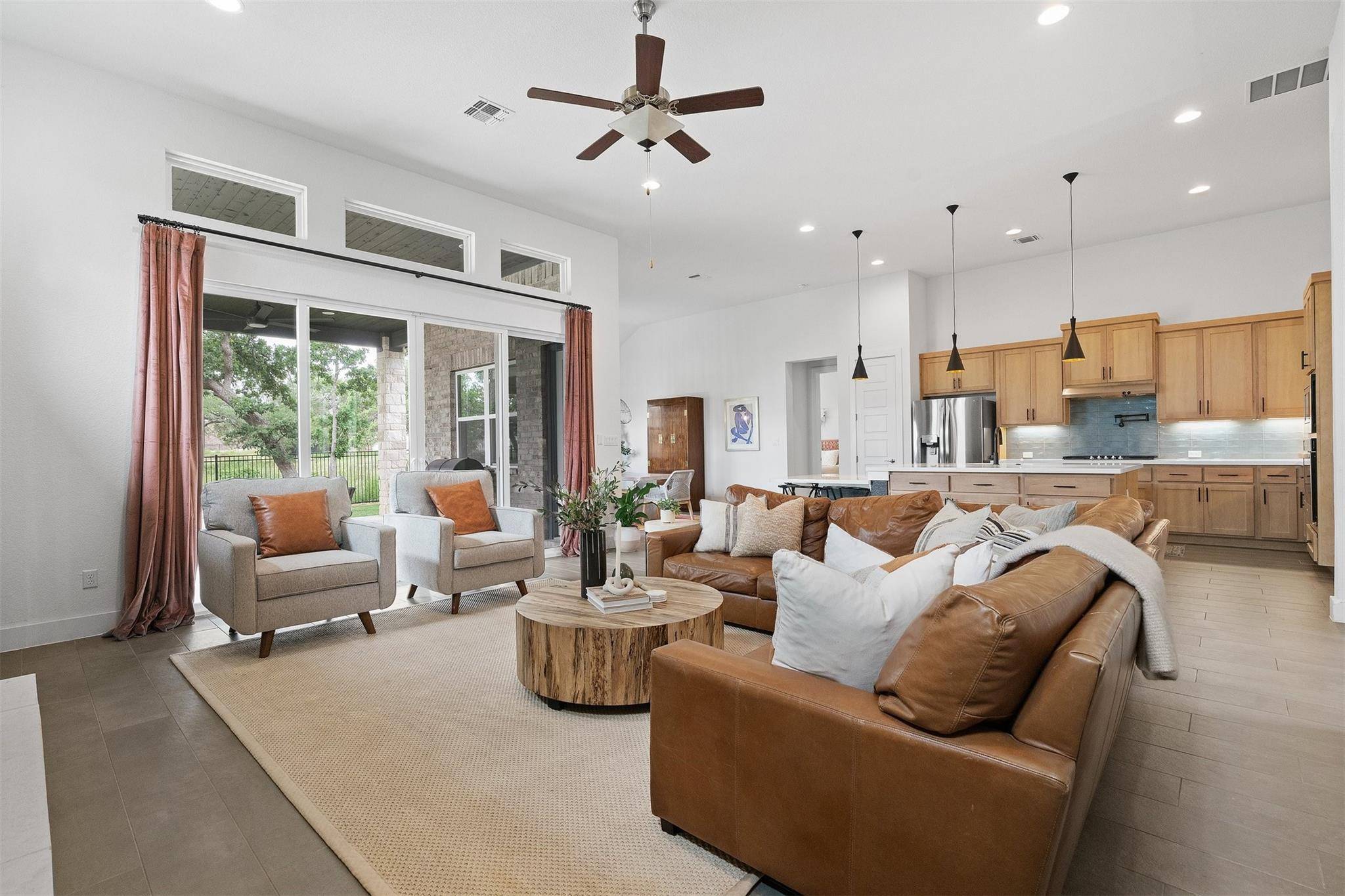 827 Bridge Water LOOP, Dripping Springs, TX 78620