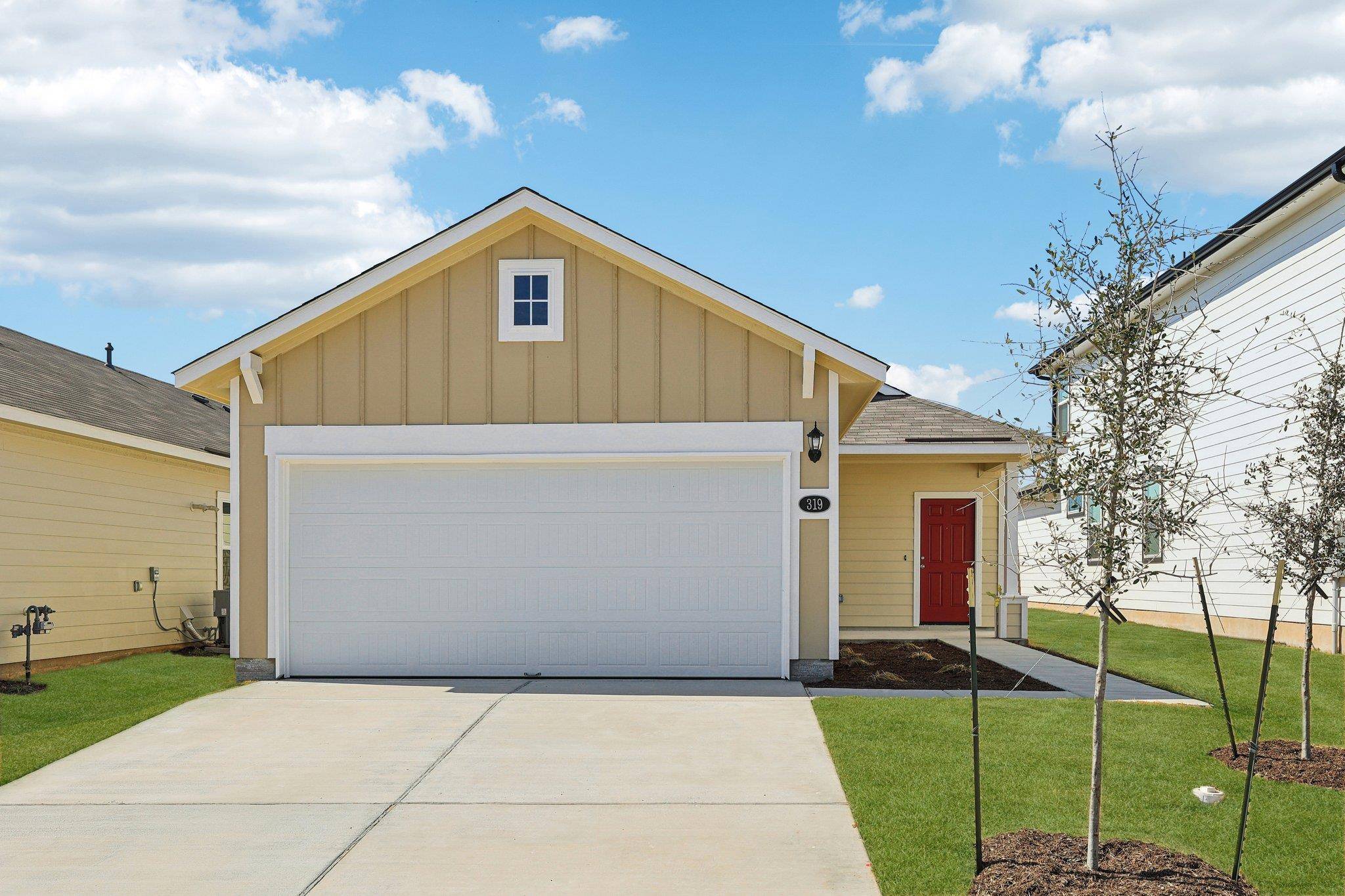 319 Haywood Manor, Maxwell, TX 78656