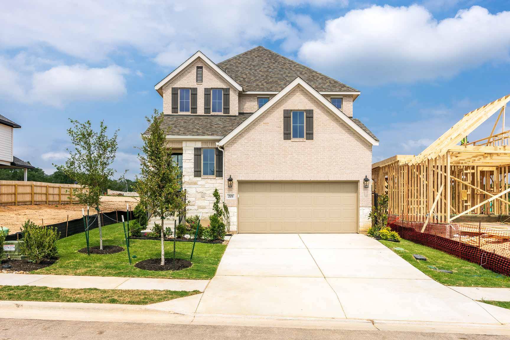 201 Blue Summit BND, Liberty Hill, TX 78642