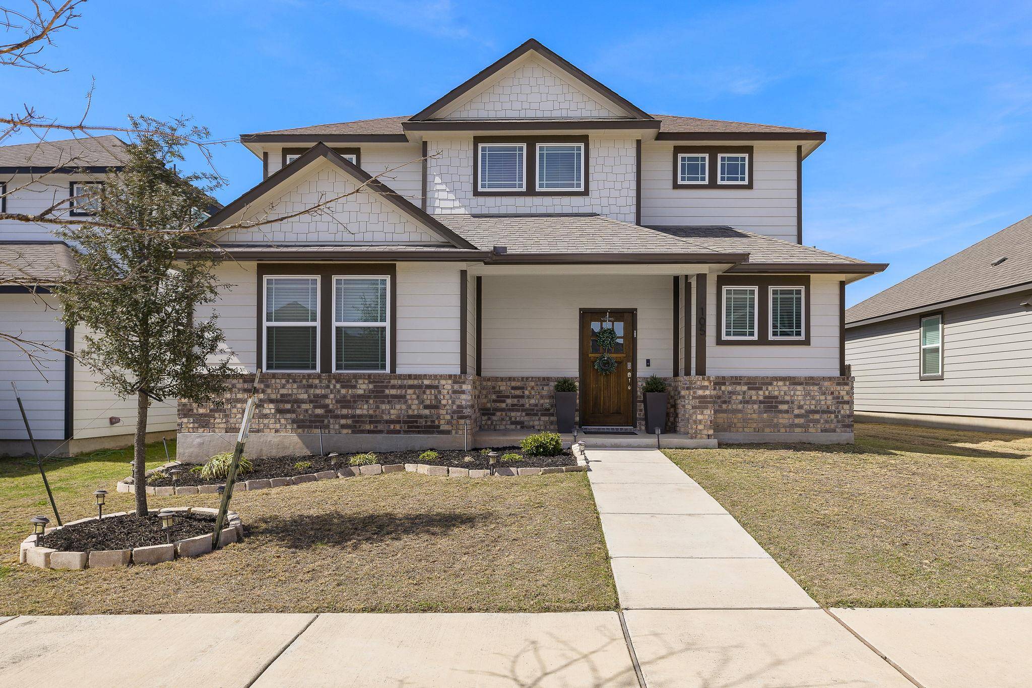 105 Hackberry Branch DR, Hutto, TX 78634