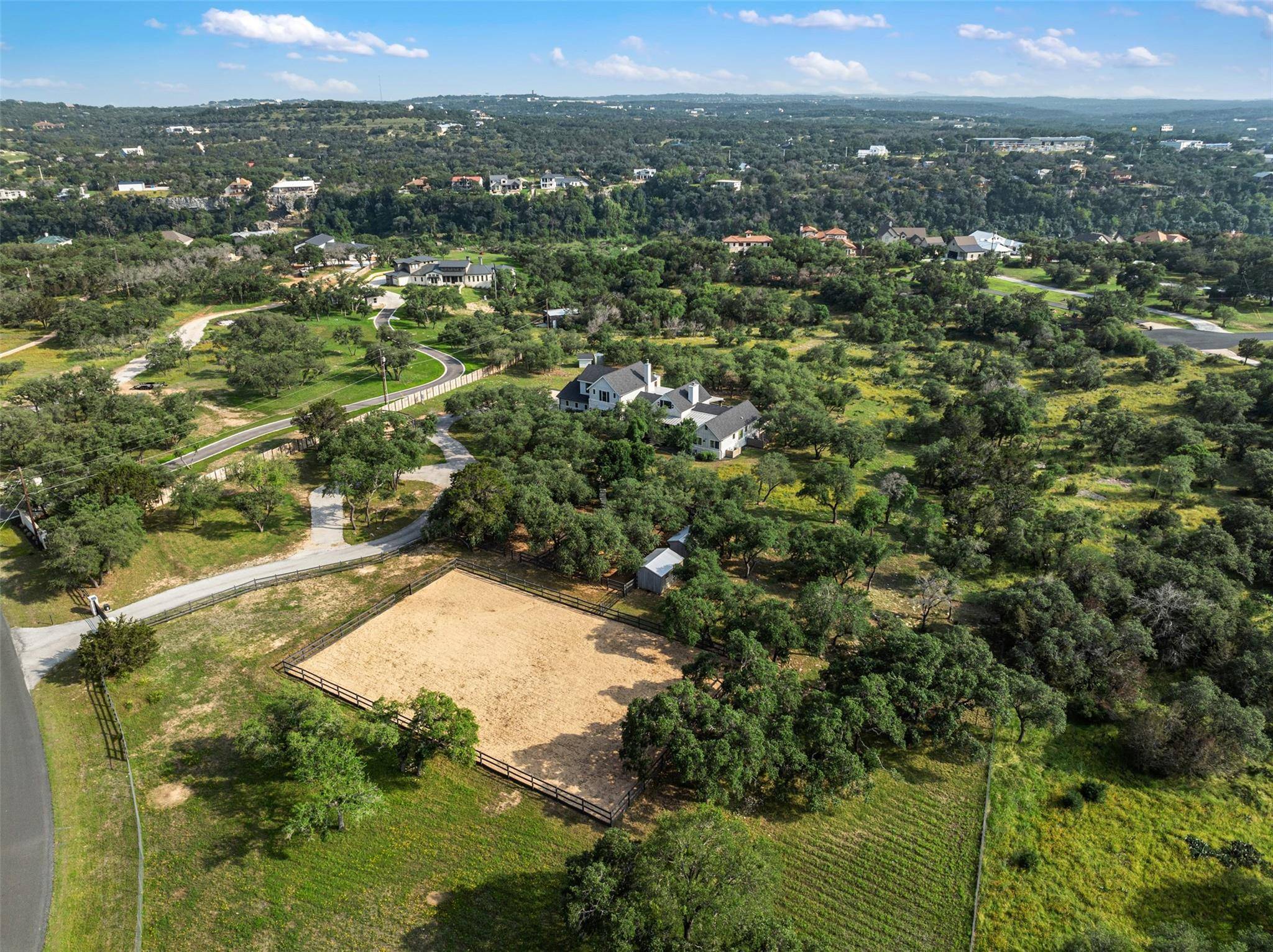 2611 Improver RD, Spicewood, TX 78669