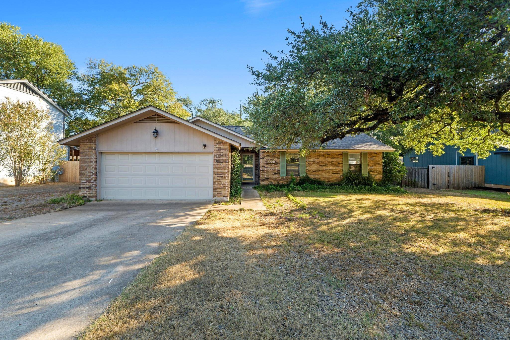 3904 Burr Oak LN, Austin, TX 78727