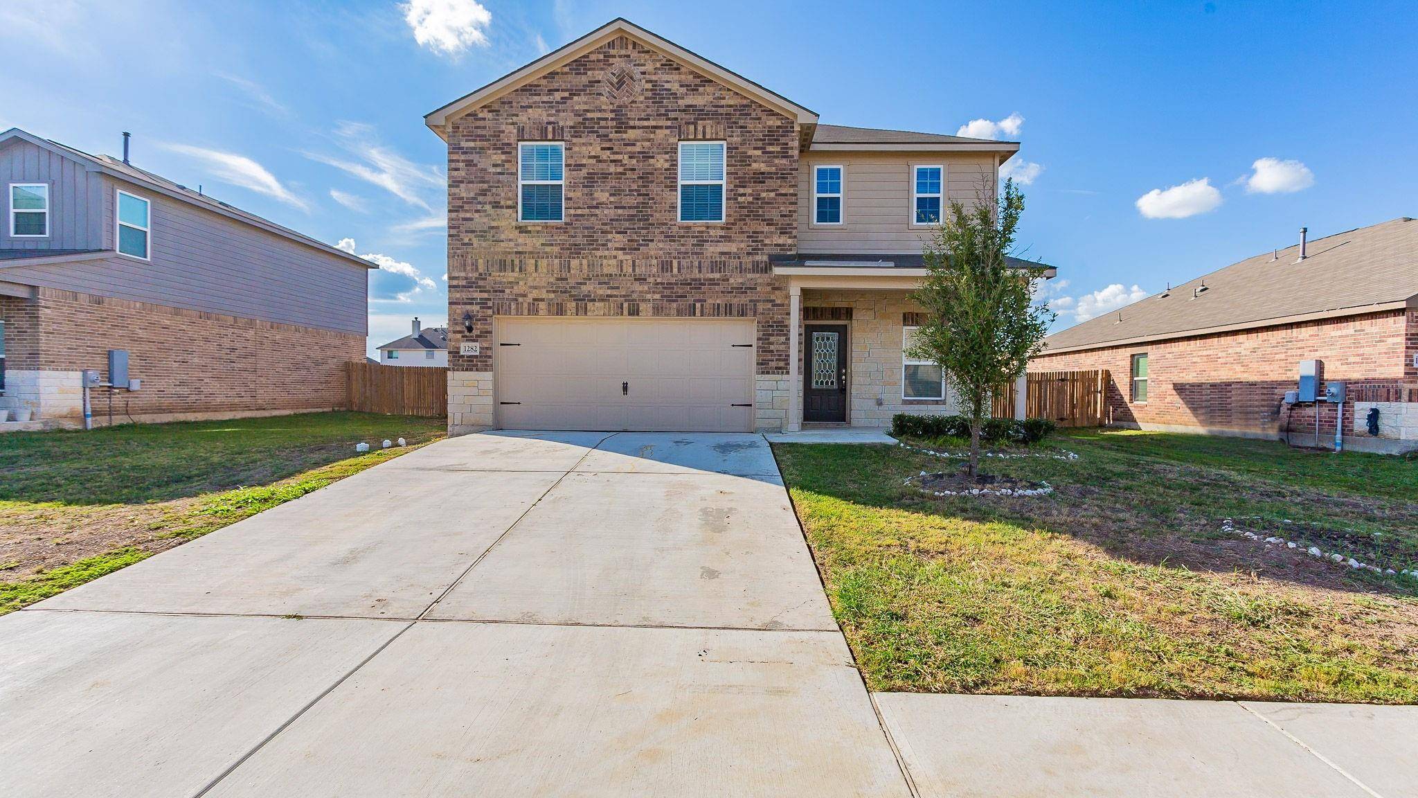 1282 Treeta TRL, Kyle, TX 78640