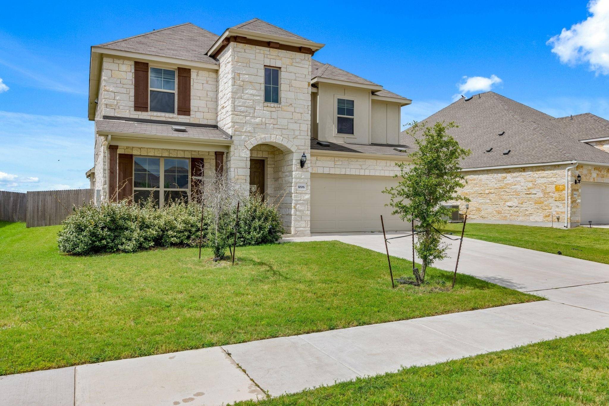 1006 Pallano RD, Hutto, TX 78634