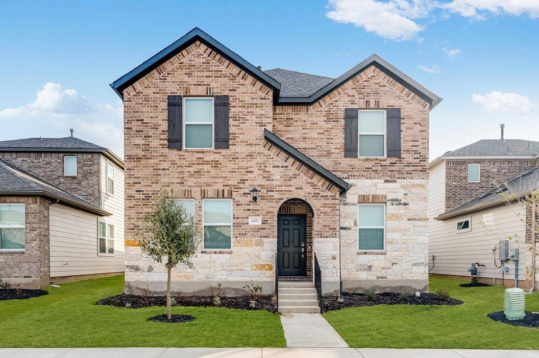 607 Emory Crossing BLVD, Hutto, TX 78634