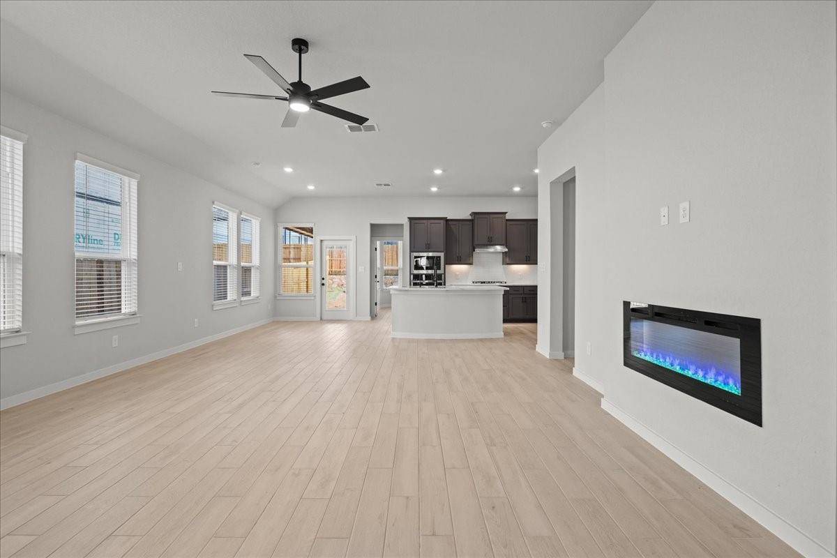 158 Yosemite DR, Kyle, TX 78640