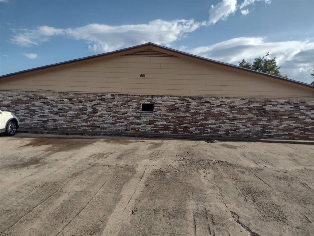 601 Sunset LN, Copperas Cove, TX 76522