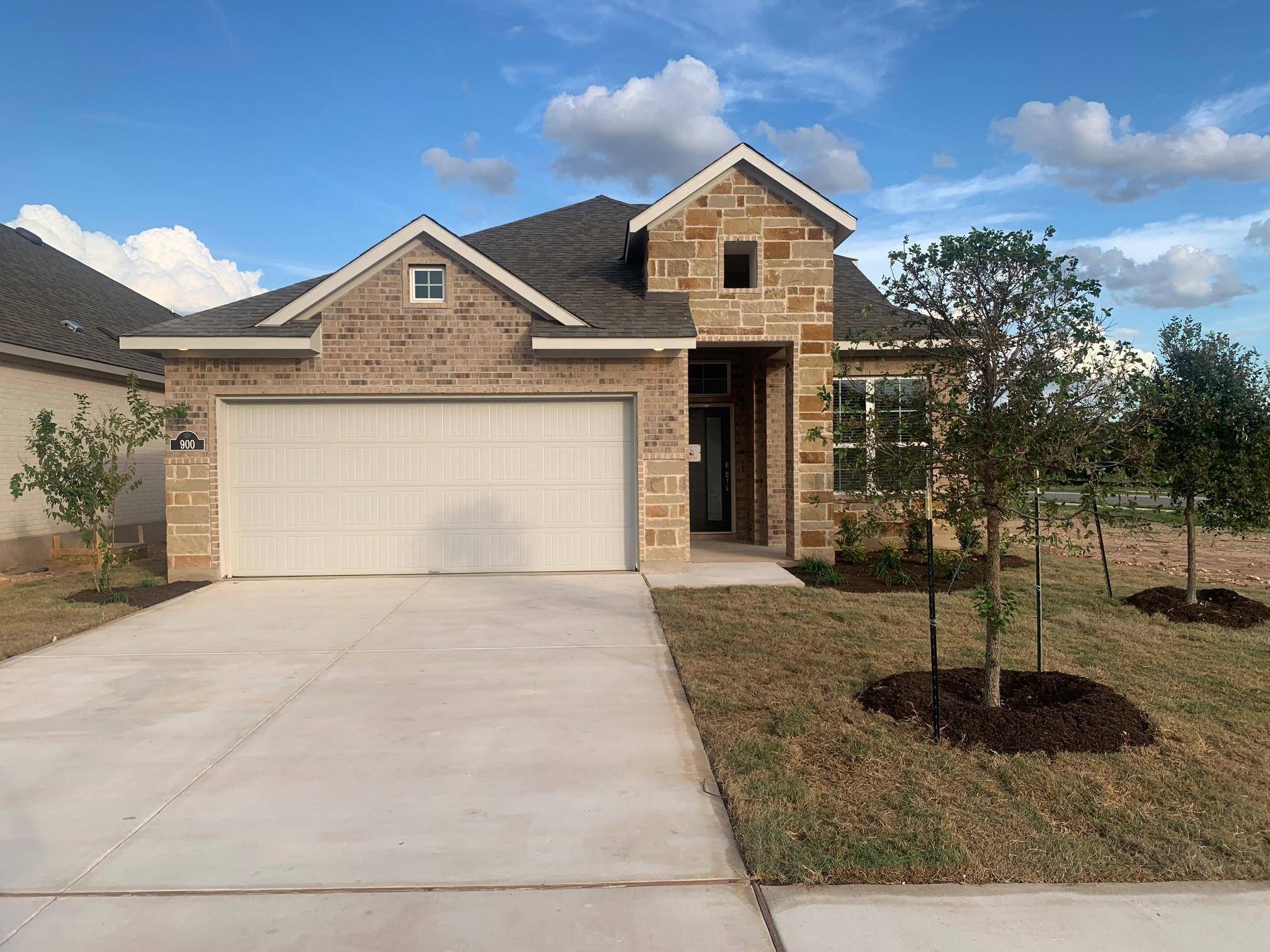 900 Leaning Oak LN, Georgetown, TX 78628