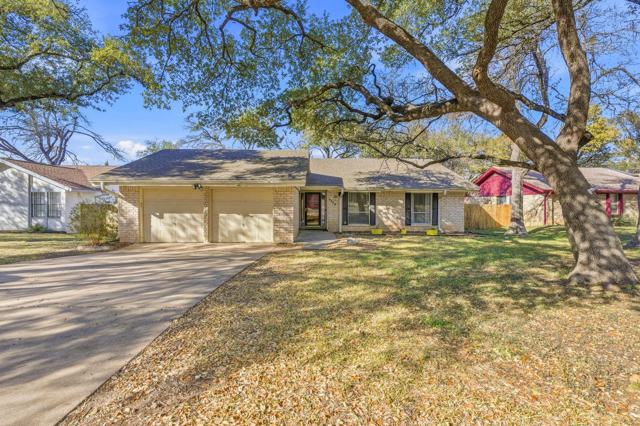 9424 Shady Oaks DR, Austin, TX 78729