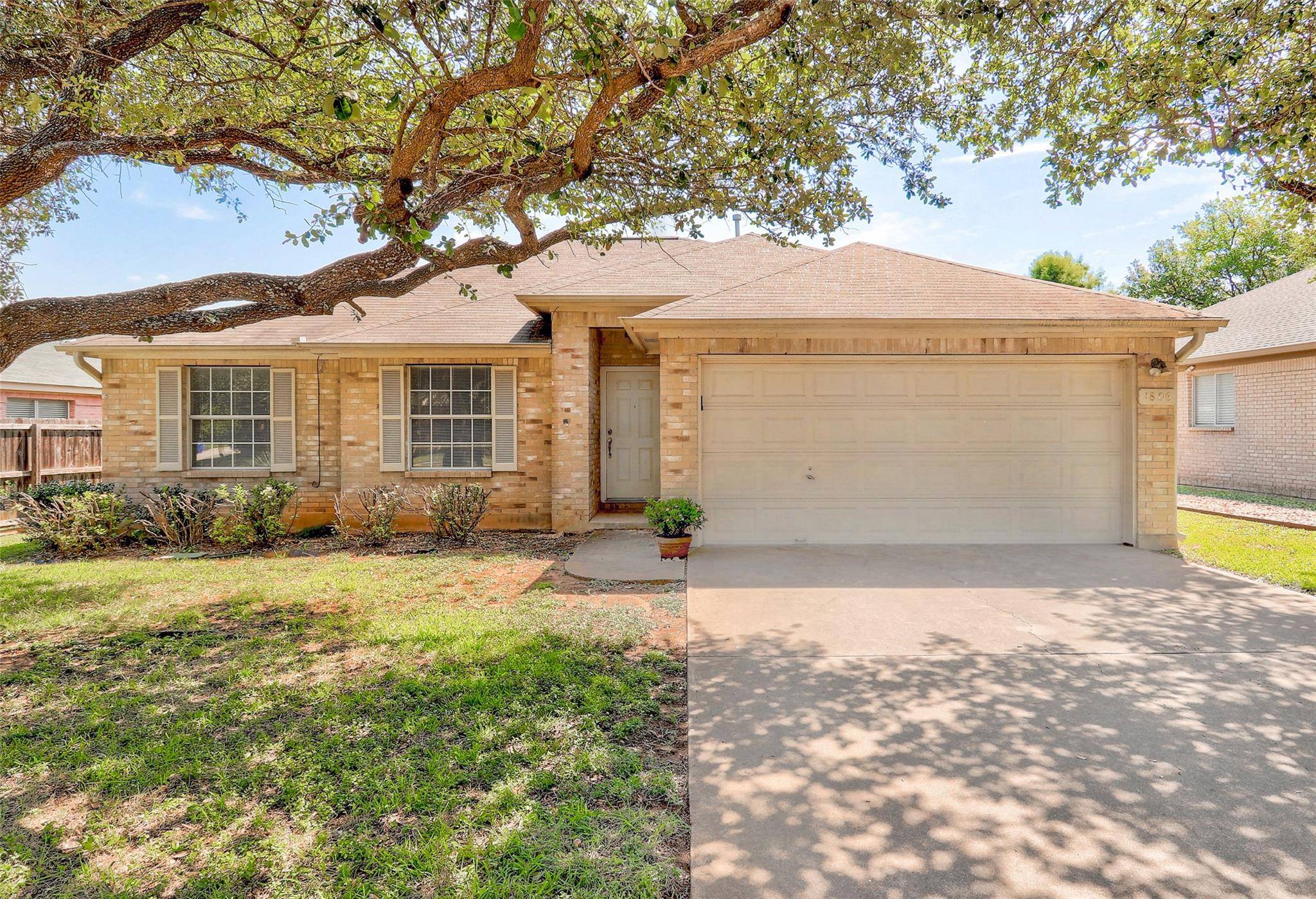 1806 Hollow Ridge DR, Cedar Park, TX 78613