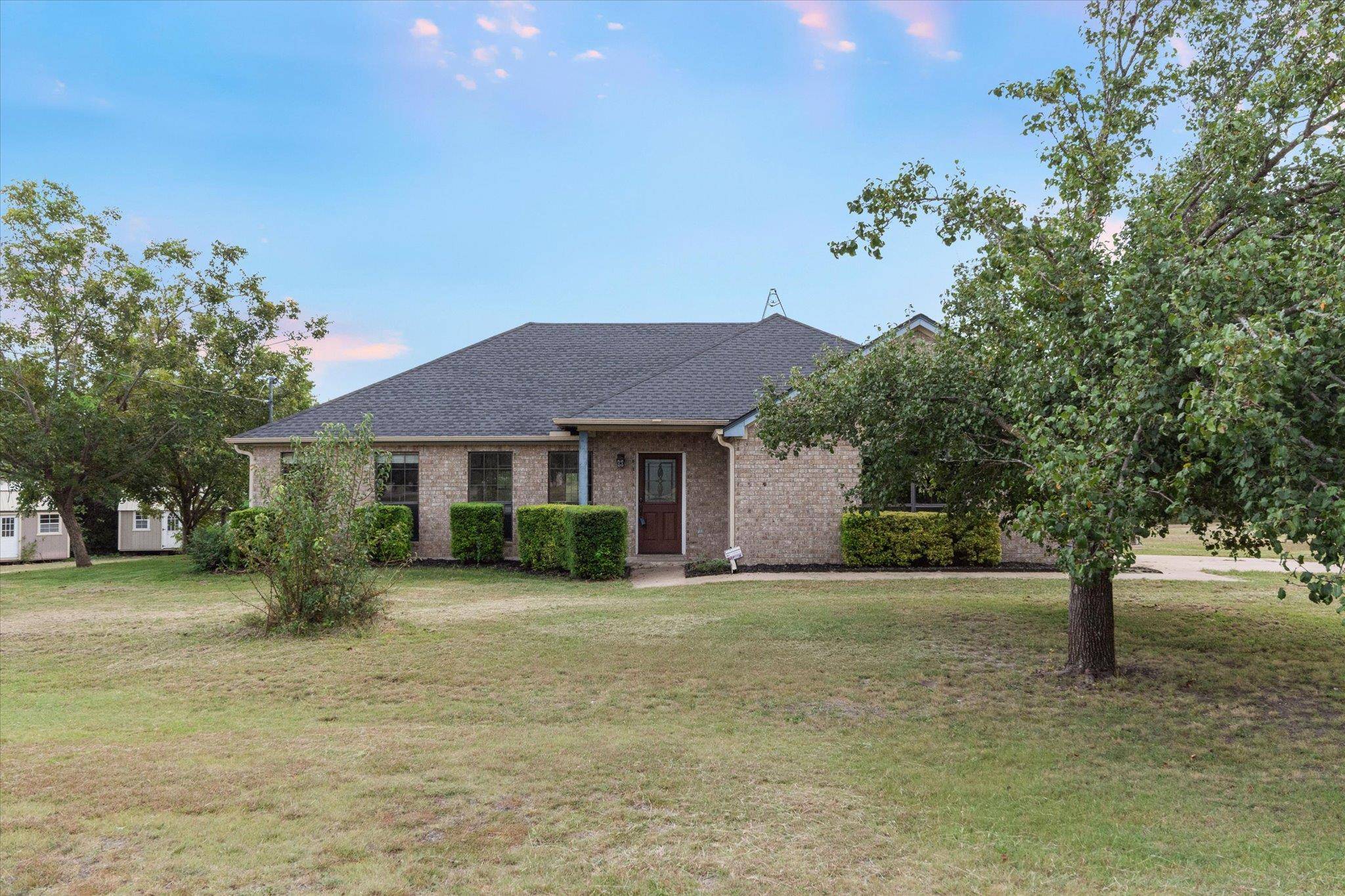 701 Shin Oak LN, Liberty Hill, TX 78642
