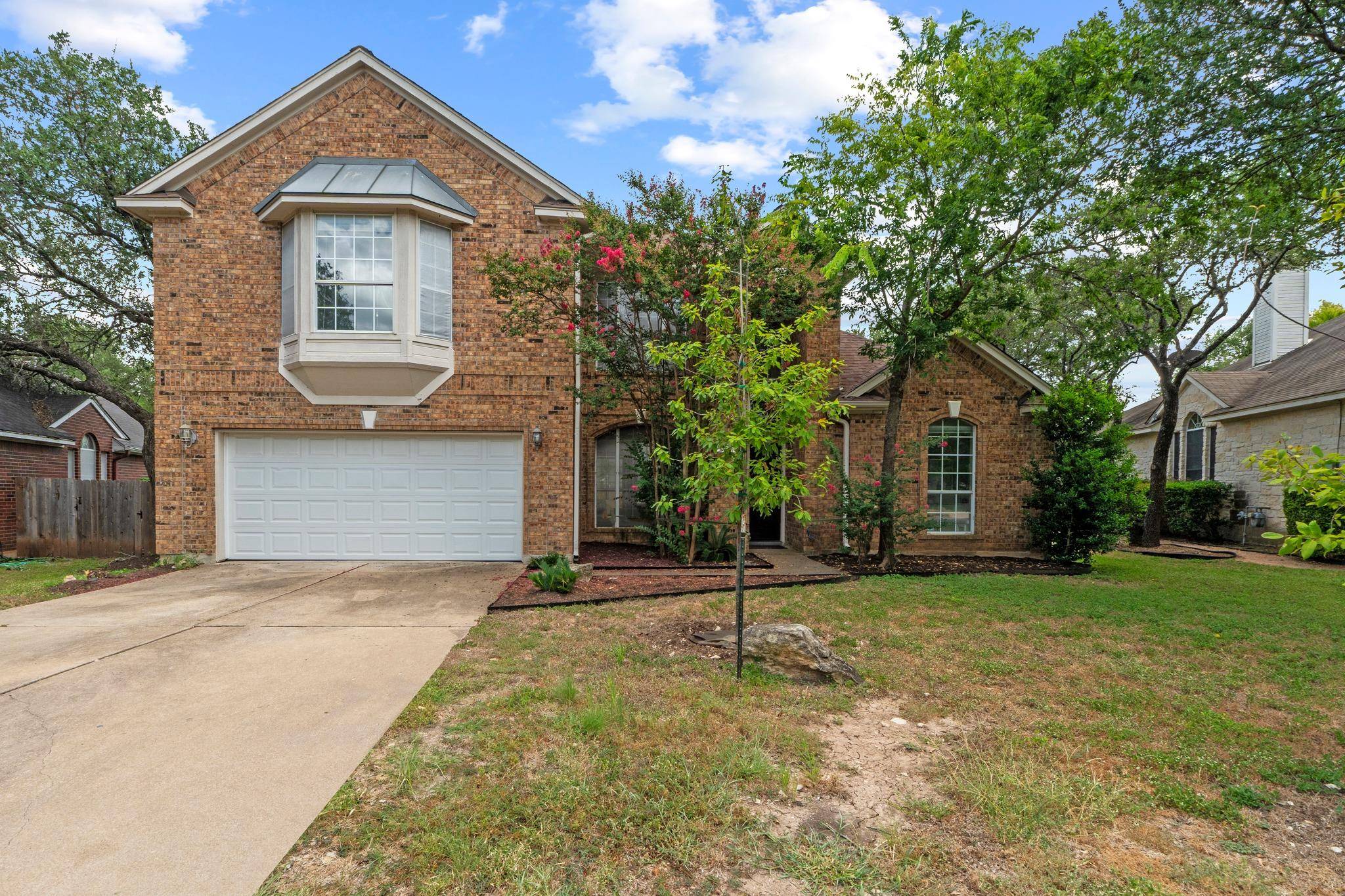 8605 Axis DR, Austin, TX 78749