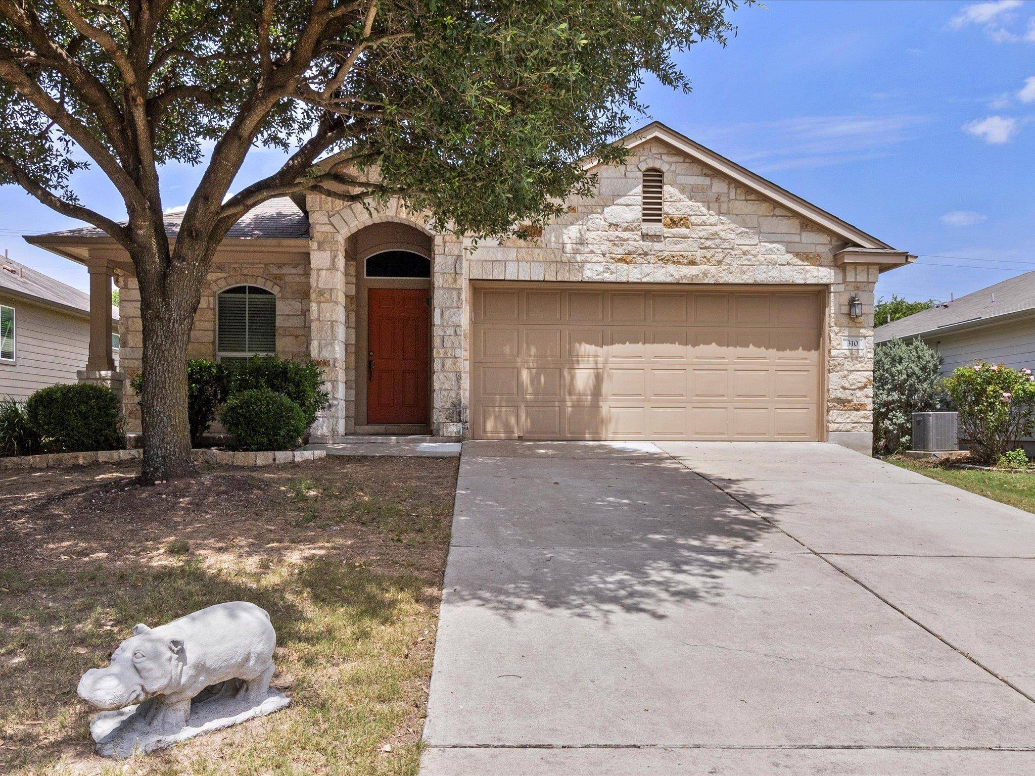 310 Comal RUN, Hutto, TX 78634